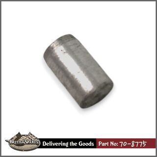 70-8775 Plug